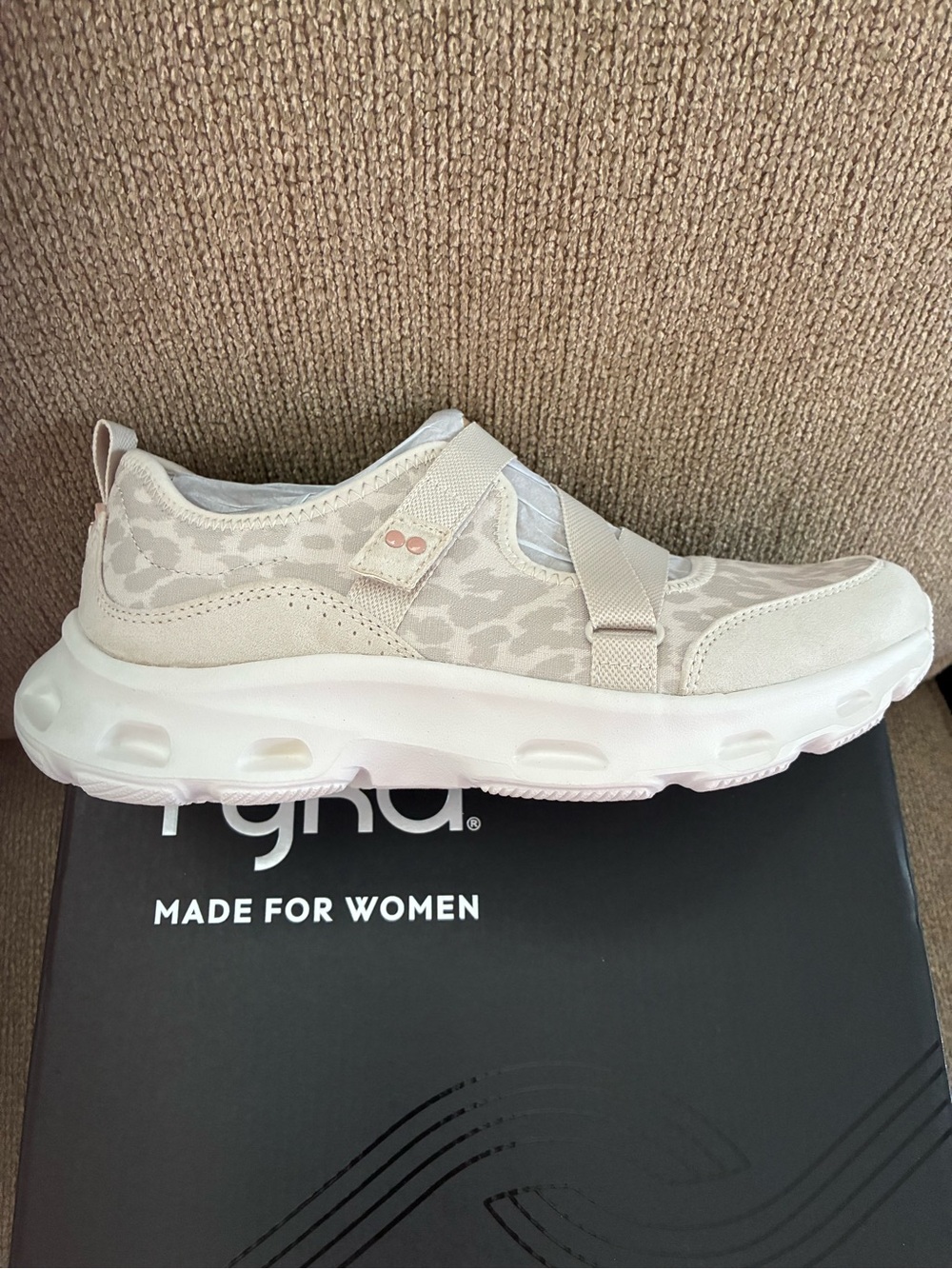 Ryka NEW Women's 6.5 Wide